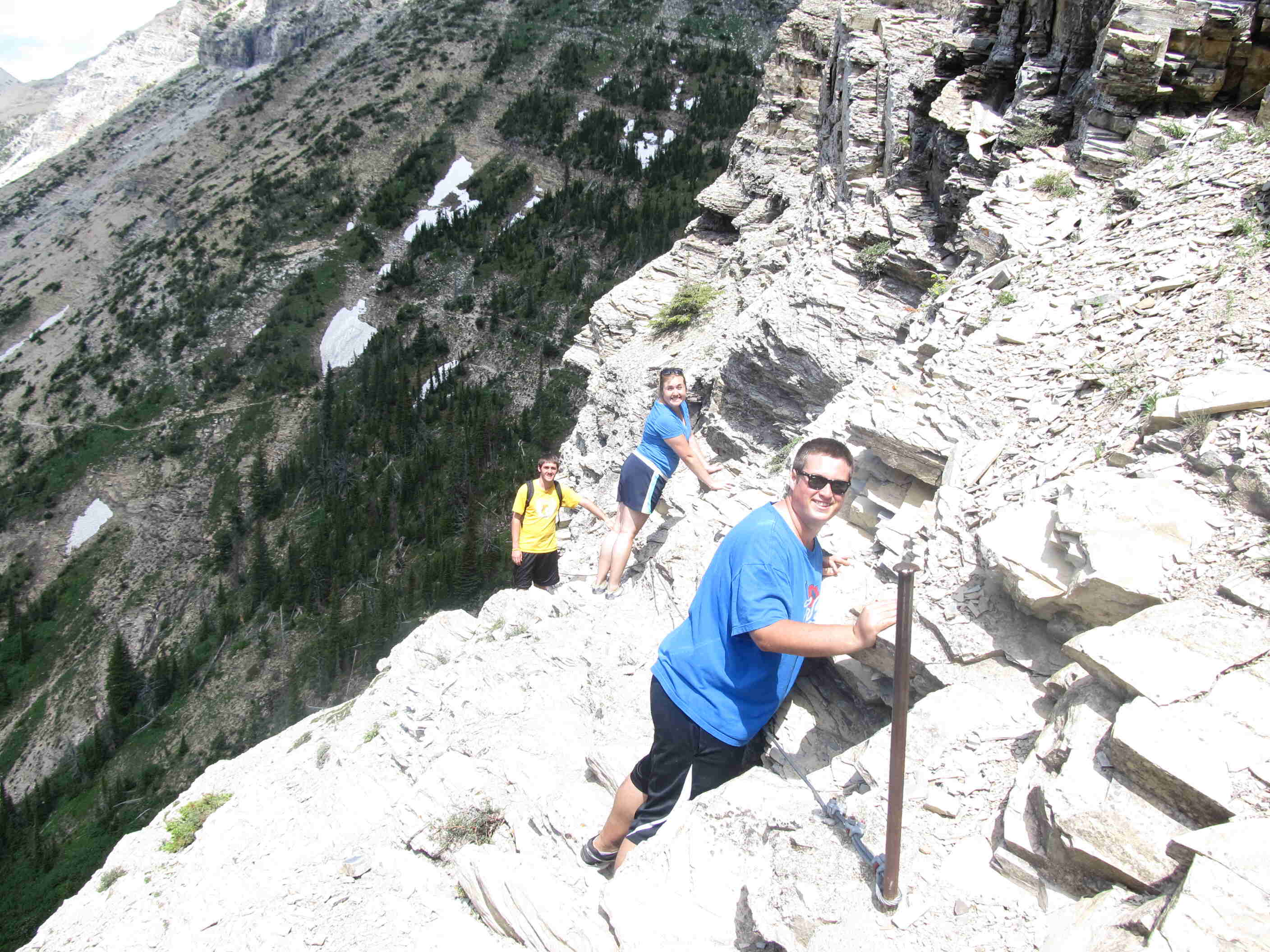 Ledge With Cable